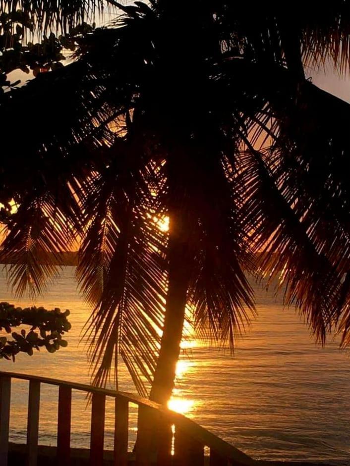 Pousada Raio De Sol - Ilha De Itaparica- Catu A 150 M Da Praia Exterior photo
